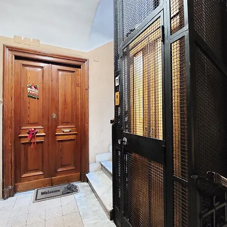 Casa Serafina In Prati District Рим